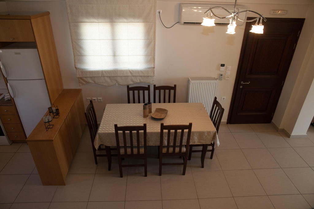 Venetiko Villas นาฟปาคตอส ห้อง รูปภาพ