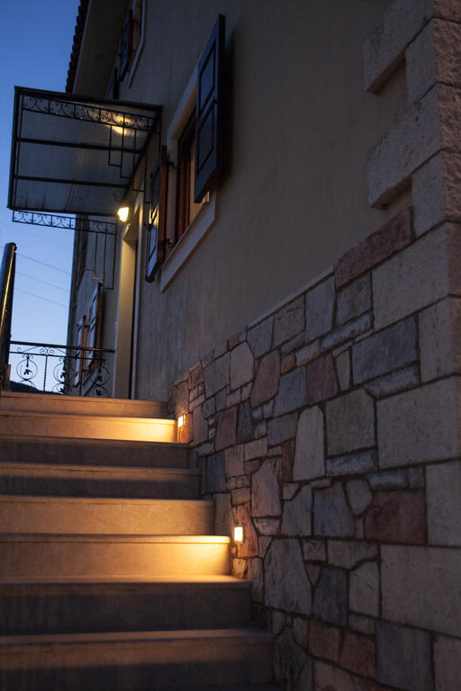 Venetiko Villas นาฟปาคตอส ภายนอก รูปภาพ
