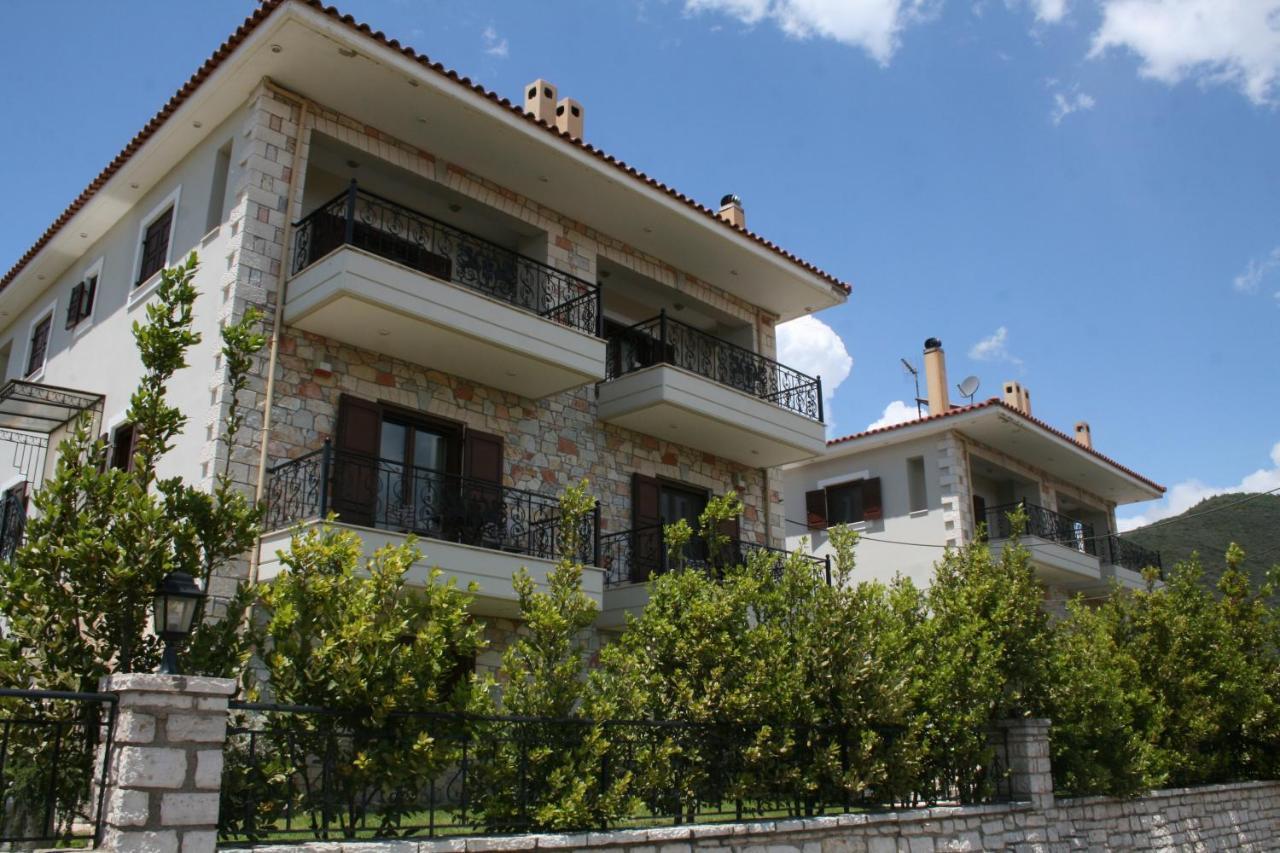 Venetiko Villas นาฟปาคตอส ภายนอก รูปภาพ